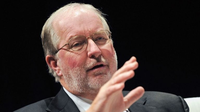 Bitcoin an Option, as Dennis Gartman Says He's Exiting "Crowded" Gold Market