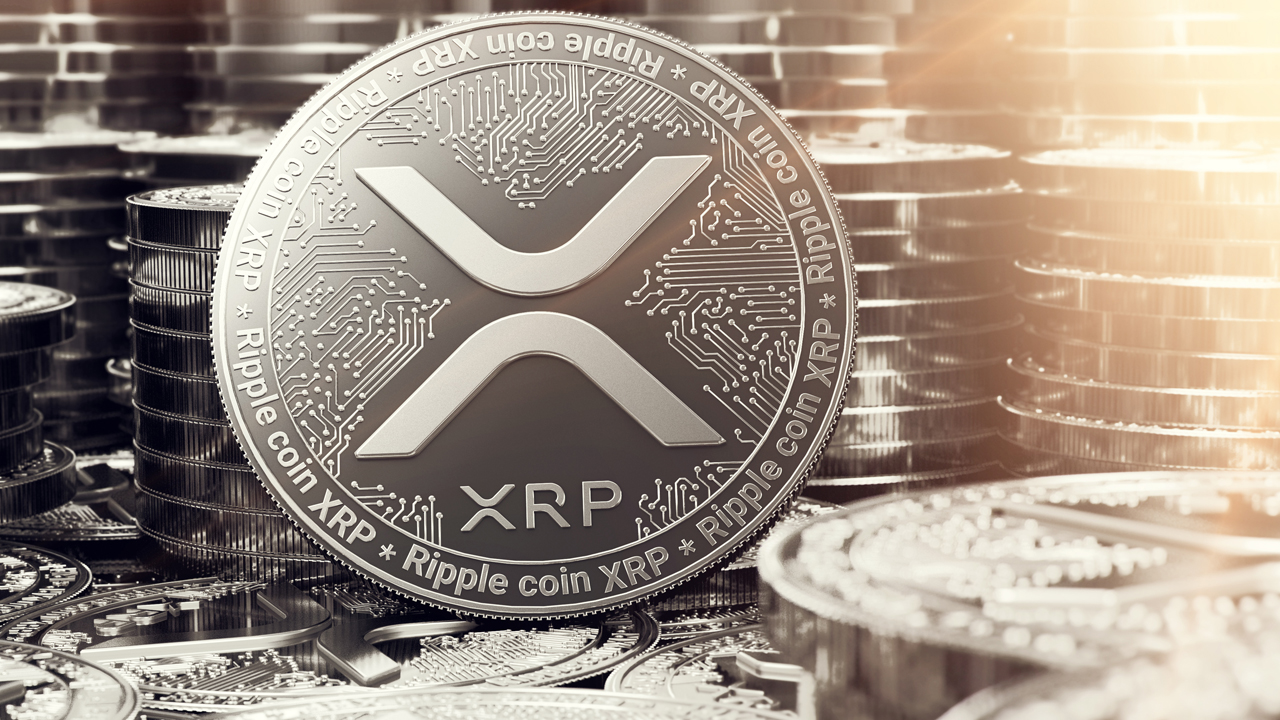 Veteran analyst Peter Brandt despises 'XRP's Bag Holder,' compares Ripple to the Fed