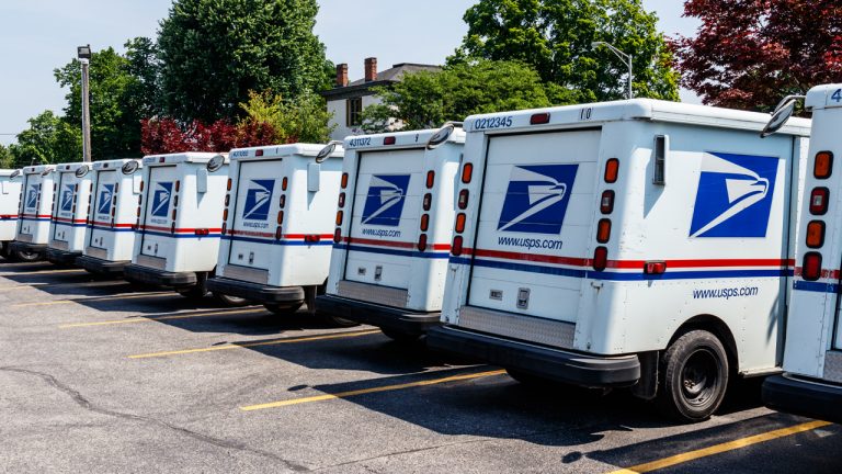 Amid US Postal Service Crisis USPS Files Patent for Blockchain Mail-in Voting Scheme