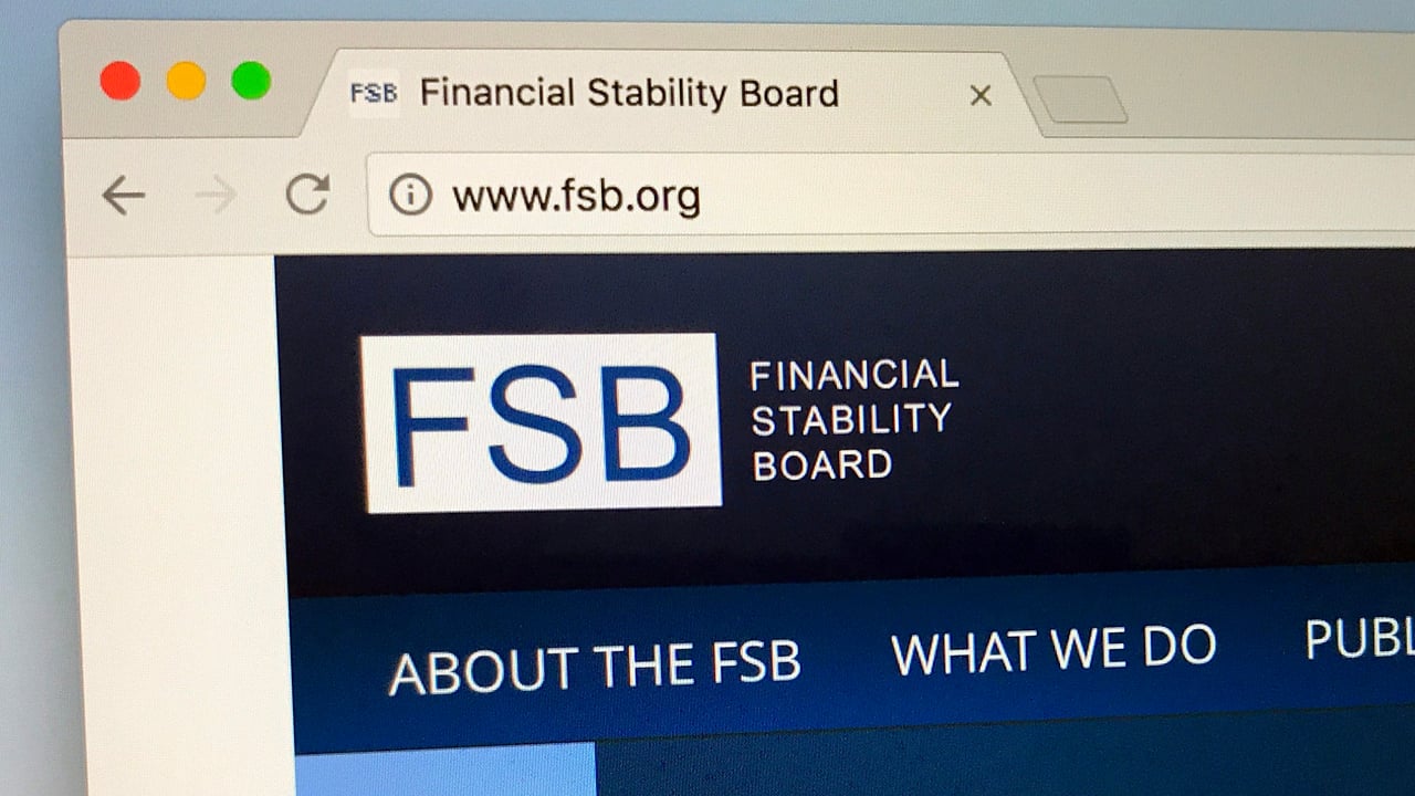 fsb-report-says-stablecoins-promote-financial-inclusion-urges-regulators-to-tighten-laundering-controls-regulation-bitcoin-news