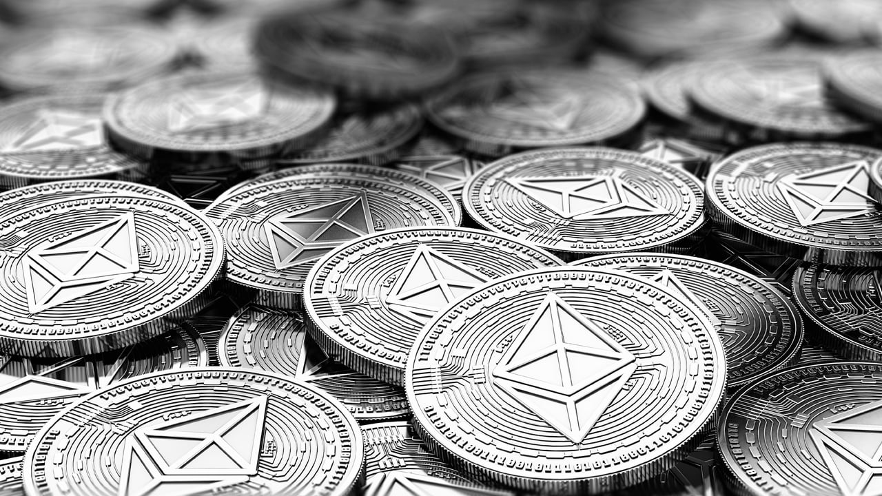 Grayscale's Ethereum Trust gains SEC reporting firm status