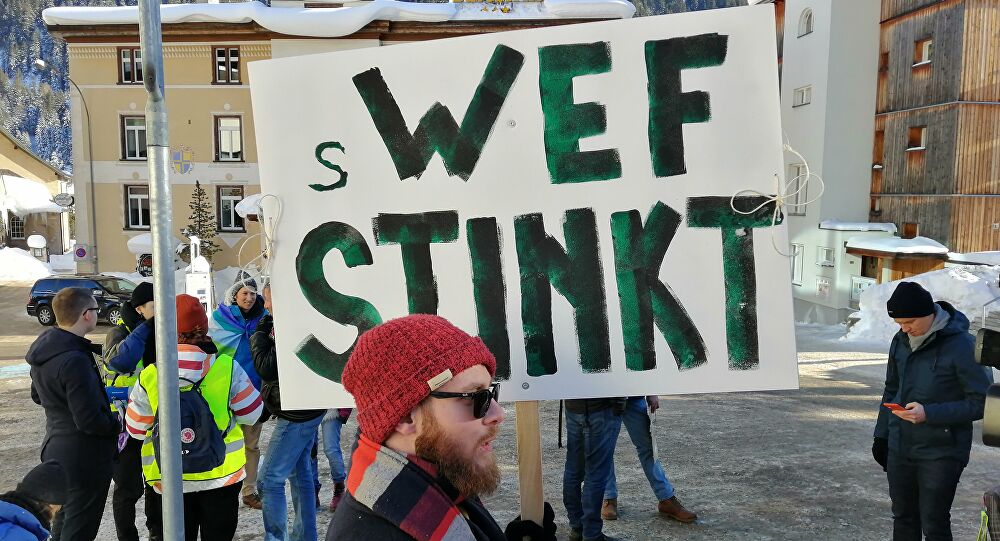 [Image: ks-davos-protest6.jpg]