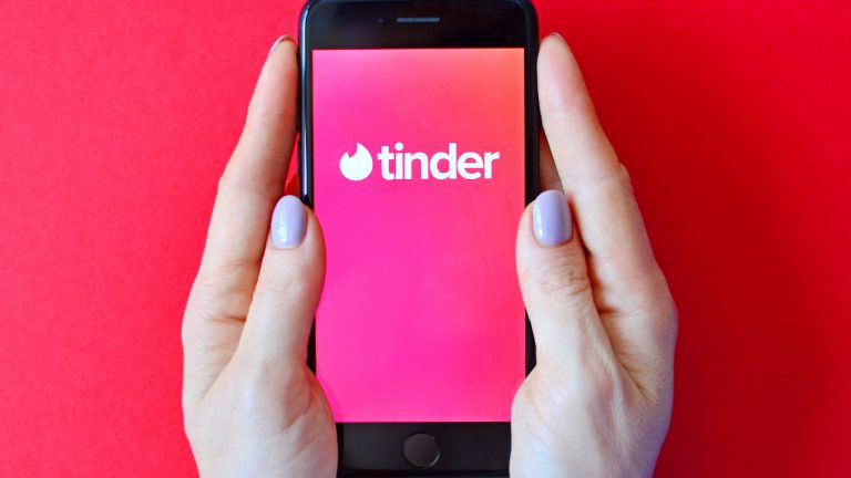 Belgian Regulator Warns of Crypto Scammers That Target Male Tinder Users With...