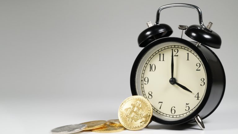 Sleeping Bitcoins Worth $40 Million Move- Mystery Miner Spends Another 1,000 BTC From 2010 Block Rewards