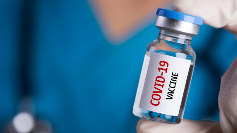 Indian Doctors Warn of Illegal Covid-19 Vaccine Sales for Bitcoin: Citizens Urged to Wait for Government Approved Vaccine