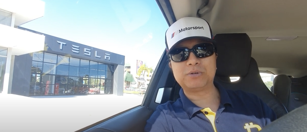 Hombre ofrece comprar 111 Tesla Model 3 si la empresa de Elon Musk acepta Bitcoin Cash para los pagos
