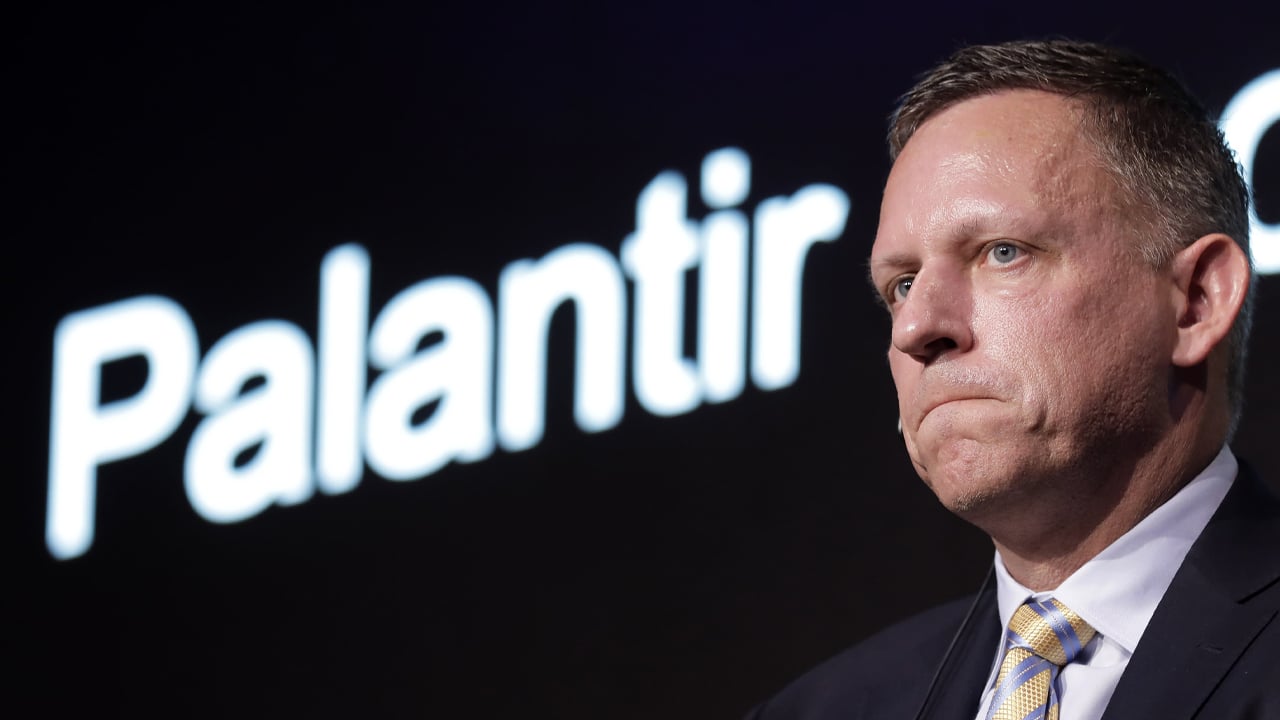 Peter Thiel’s Palantir to Accept Bitcoin for Services, Company Considers Keeping BTC on Its Balance Sheet