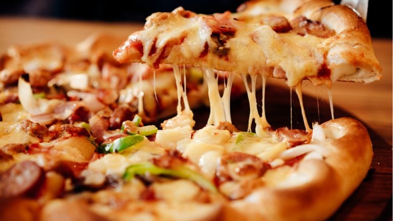Bitcoin Pizza Initiative Launched Among Heavy Criticism: Only Fiat Accepted